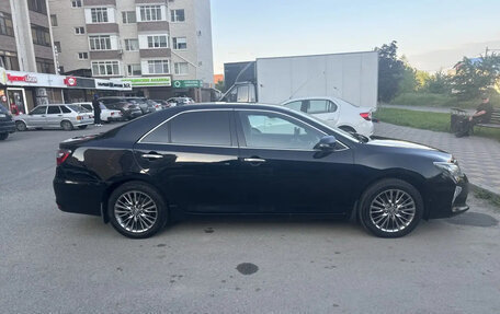 Toyota Camry, 2018 год, 2 000 000 рублей, 2 фотография