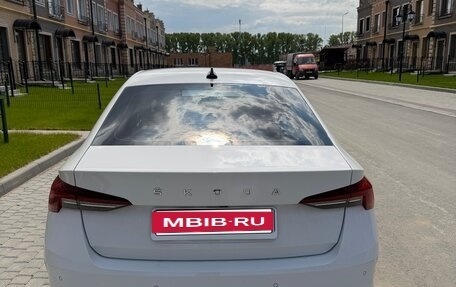 Skoda Octavia IV, 2022 год, 2 440 000 рублей, 16 фотография