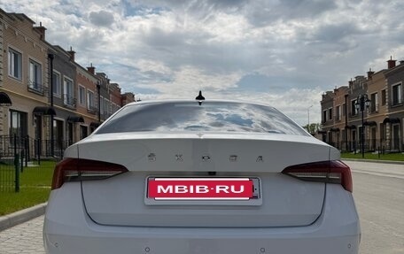 Skoda Octavia IV, 2022 год, 2 440 000 рублей, 17 фотография