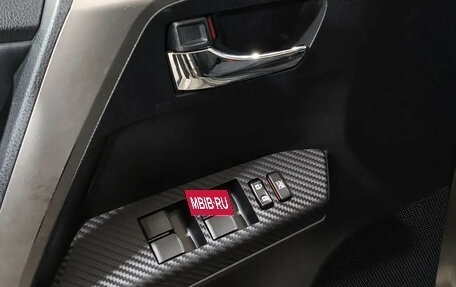 Toyota RAV4, 2015 год, 2 319 000 рублей, 18 фотография