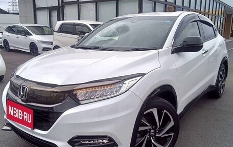Honda Vezel, 2021 год, 1 615 000 рублей, 3 фотография