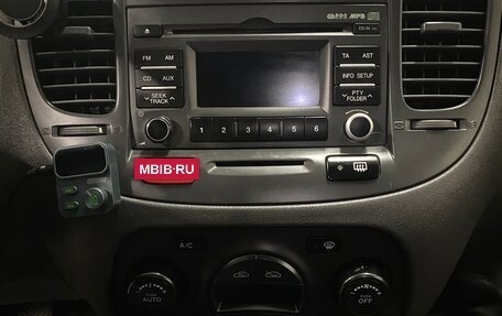 KIA Rio II, 2009 год, 250 000 рублей, 15 фотография