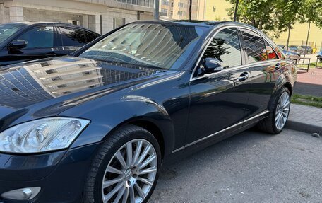 Mercedes-Benz S-Класс, 2007 год, 1 180 000 рублей, 2 фотография