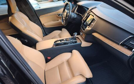 Volvo XC90 II рестайлинг, 2018 год, 3 990 000 рублей, 18 фотография