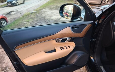 Volvo XC90 II рестайлинг, 2018 год, 3 990 000 рублей, 22 фотография