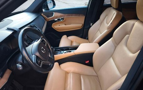 Volvo XC90 II рестайлинг, 2018 год, 3 990 000 рублей, 25 фотография