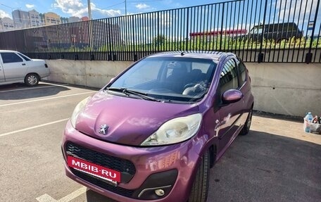 Peugeot 107 I рестайлинг, 2012 год, 680 000 рублей, 20 фотография