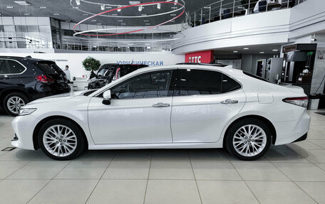 Toyota Camry, 2020 год, 3 150 000 рублей, 10 фотография