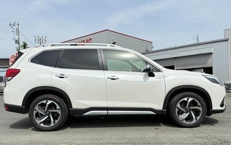 Subaru Forester, 2022 год, 2 200 000 рублей, 7 фотография