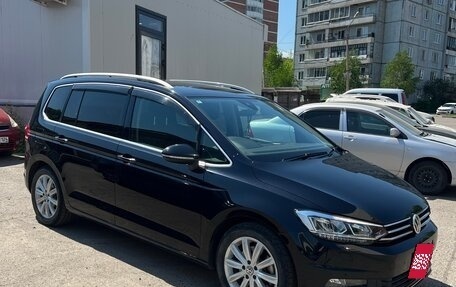 Volkswagen Touran III, 2017 год, 1 595 000 рублей, 1 фотография