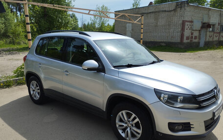 Volkswagen Tiguan I, 2011 год, 1 050 000 рублей, 3 фотография