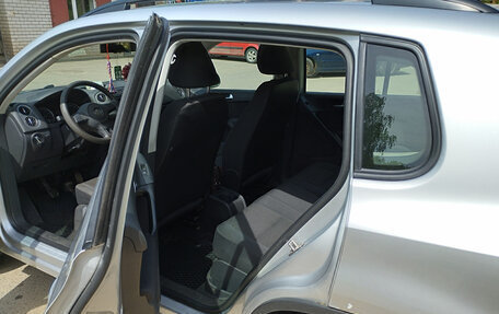 Volkswagen Tiguan I, 2011 год, 1 050 000 рублей, 10 фотография