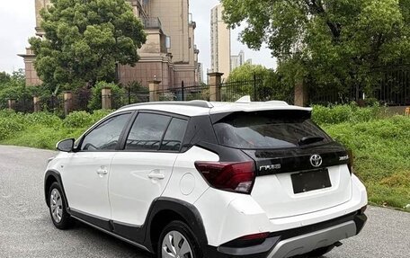 Toyota Yaris XP150 рестайлинг, 2022 год, 1 091 327 рублей, 6 фотография