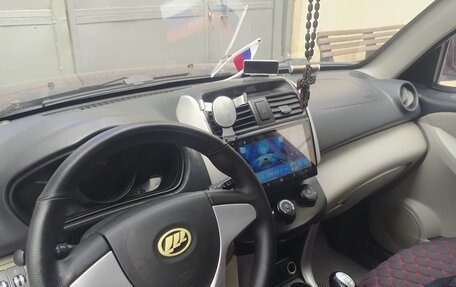 Lifan X60 I рестайлинг, 2012 год, 650 000 рублей, 15 фотография