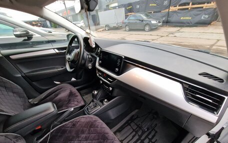 Skoda Rapid II, 2021 год, 1 800 000 рублей, 12 фотография