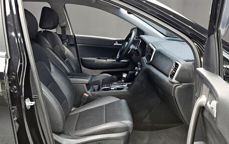 KIA Sportage IV рестайлинг, 2021 год, 1 630 000 рублей, 10 фотография