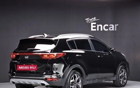 KIA Sportage IV рестайлинг, 2021 год, 1 630 000 рублей, 2 фотография