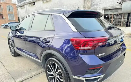 Volkswagen T-Roc I, 2022 год, 1 450 002 рублей, 6 фотография
