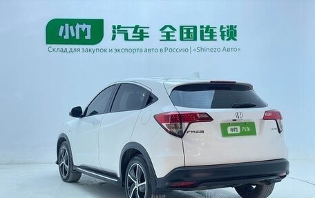 Honda Vezel, 2021 год, 1 370 000 рублей, 3 фотография