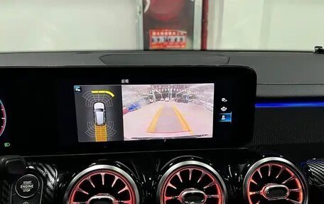 Mercedes-Benz GLB, 2023 год, 2 249 003 рублей, 10 фотография