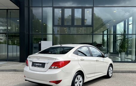 Hyundai Solaris II рестайлинг, 2015 год, 1 320 000 рублей, 5 фотография