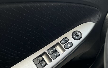 Hyundai Solaris II рестайлинг, 2015 год, 1 320 000 рублей, 15 фотография