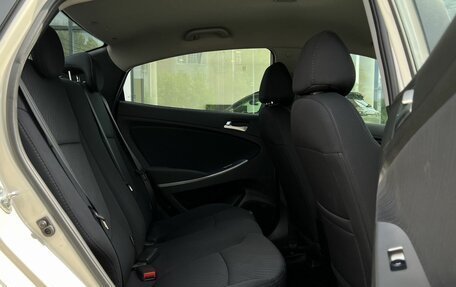 Hyundai Solaris II рестайлинг, 2015 год, 1 320 000 рублей, 28 фотография
