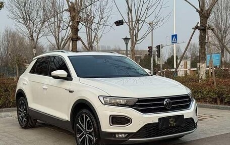 Volkswagen T-Roc I, 2022 год, 1 520 000 рублей, 3 фотография