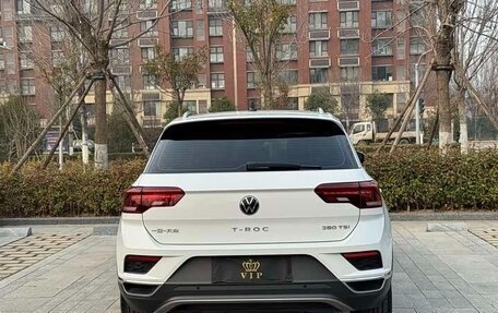 Volkswagen T-Roc I, 2022 год, 1 520 000 рублей, 6 фотография