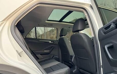 Volkswagen T-Roc I, 2022 год, 1 520 000 рублей, 17 фотография