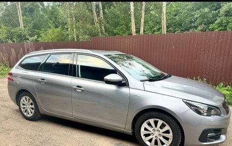 Peugeot 308 II, 2020 год, 1 300 000 рублей, 8 фотография