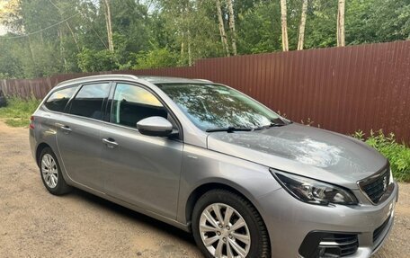 Peugeot 308 II, 2020 год, 1 300 000 рублей, 2 фотография