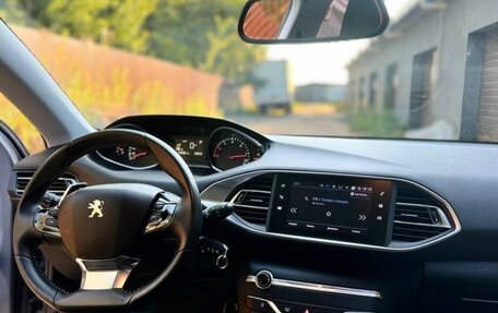 Peugeot 308 II, 2020 год, 1 300 000 рублей, 9 фотография