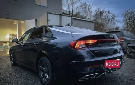KIA K5, 2021 год, 2 300 000 рублей, 2 фотография