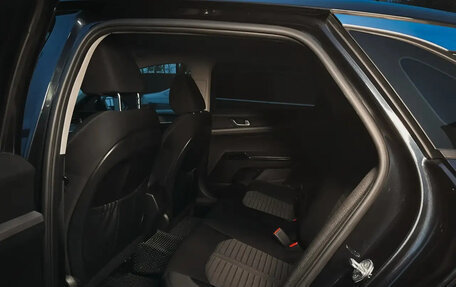KIA K5, 2021 год, 2 300 000 рублей, 25 фотография