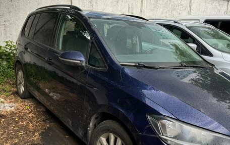 Volkswagen Touran III, 2019 год, 1 300 000 рублей, 2 фотография