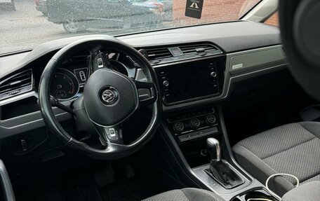 Volkswagen Touran III, 2019 год, 1 300 000 рублей, 4 фотография