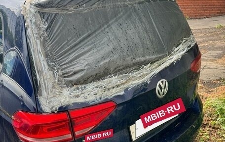 Volkswagen Touran III, 2019 год, 1 300 000 рублей, 3 фотография