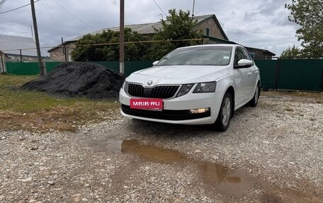 Skoda Octavia, 2017 год, 1 620 000 рублей, 2 фотография