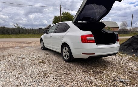 Skoda Octavia, 2017 год, 1 620 000 рублей, 8 фотография