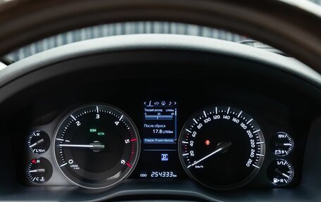 Toyota Land Cruiser 200, 2016 год, 5 549 000 рублей, 14 фотография
