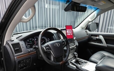 Toyota Land Cruiser 200, 2016 год, 5 549 000 рублей, 10 фотография