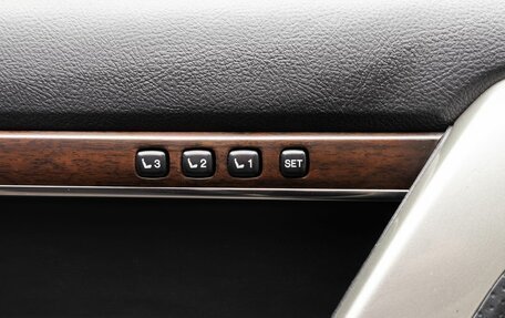Toyota Land Cruiser 200, 2016 год, 5 549 000 рублей, 24 фотография