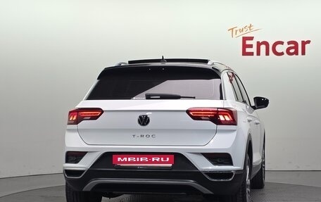 Volkswagen T-Roc I, 2021 год, 1 520 000 рублей, 4 фотография