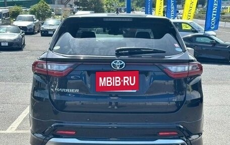 Toyota Harrier, 2017 год, 2 170 000 рублей, 8 фотография