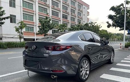 Mazda 3, 2023 год, 1 450 000 рублей, 4 фотография