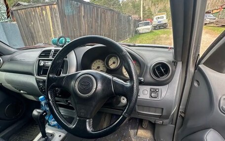 Toyota RAV4, 2001 год, 649 000 рублей, 3 фотография
