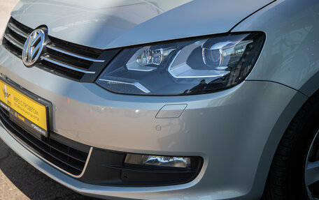 Volkswagen Sharan II, 2011 год, 997 000 рублей, 3 фотография