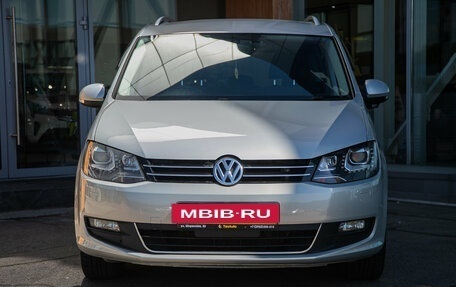 Volkswagen Sharan II, 2011 год, 997 000 рублей, 4 фотография