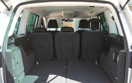 Volkswagen Sharan II, 2011 год, 997 000 рублей, 14 фотография